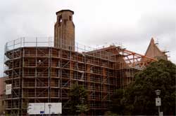 Das Dominikanerkloster St.Pauli während der Wiederaufbauarbeiten im September 2004 
